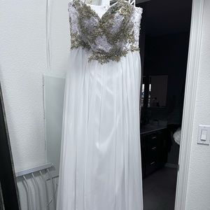 Elegant white strapless gown with gold embroidery size medium